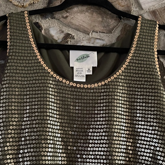 Green with gold sequence tank top size small - Picture 2 of 5